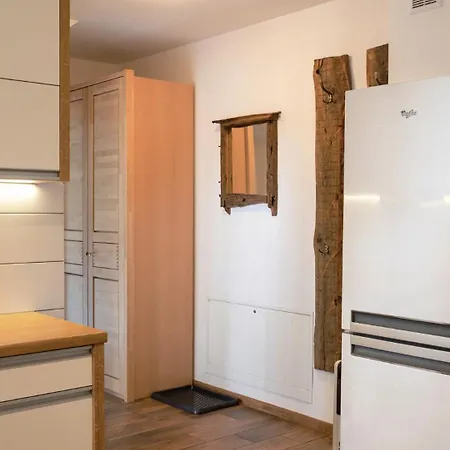 Sasek Maly # # Jazdy Konne Apartment *